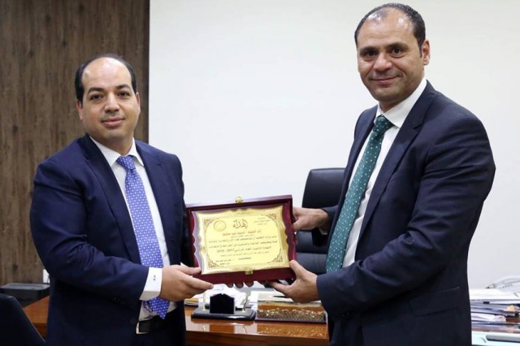صورة من المكتب الإعلامي لحكومة المجلس الرئاسي