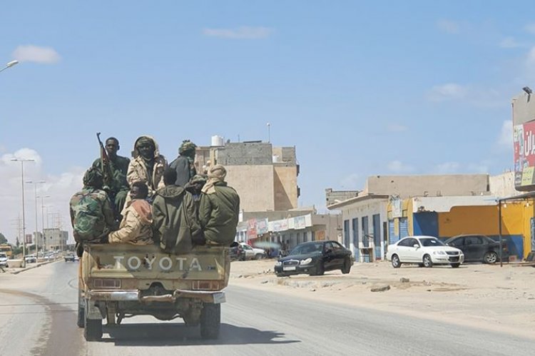 مرتزقة من السودان يتنقلون بمدينة سرت الليبية 